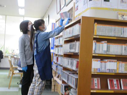 こども図書館員2日目(3) こども図書館員2日目(3)